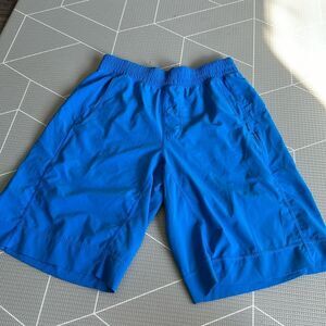 Lululemon size Small Men’s Shorts